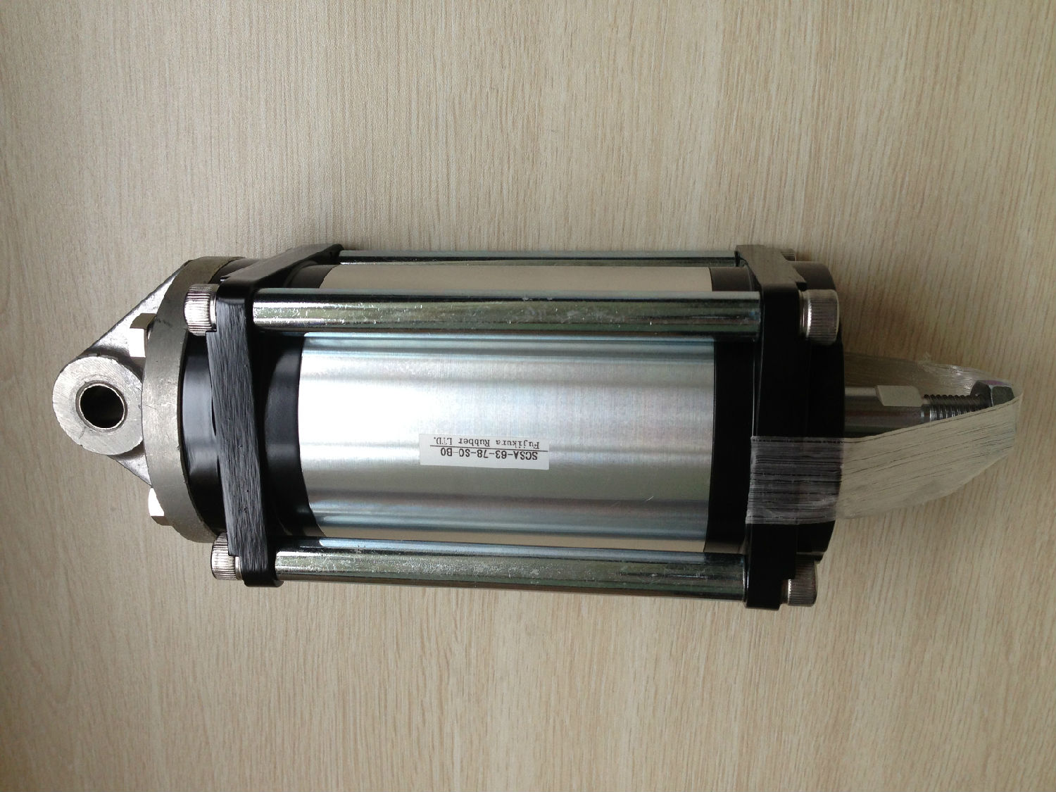 以SC標準氣缸為例，標準氣缸怎么安裝？